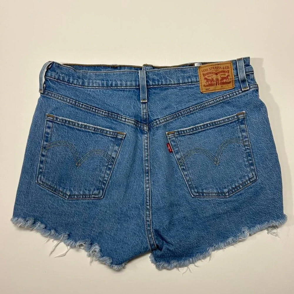 Levi's Blue Distressed Denim Shorts Womens Size W32